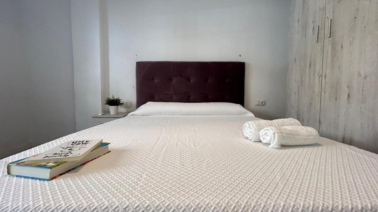 Ostello Piso Compartido Delyrent Acosta Jaén Esterno foto